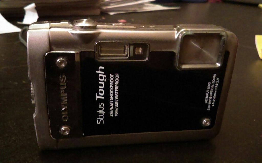 14.0 MP 5x Optical Zoom Compact Digital Camera M48579