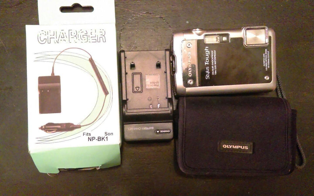14.0 MP 5x Optical Zoom Compact Digital Camera M48579