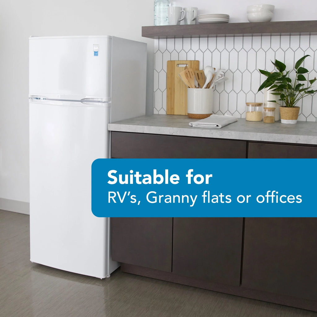 White Top Freezer Refrigerator D395
