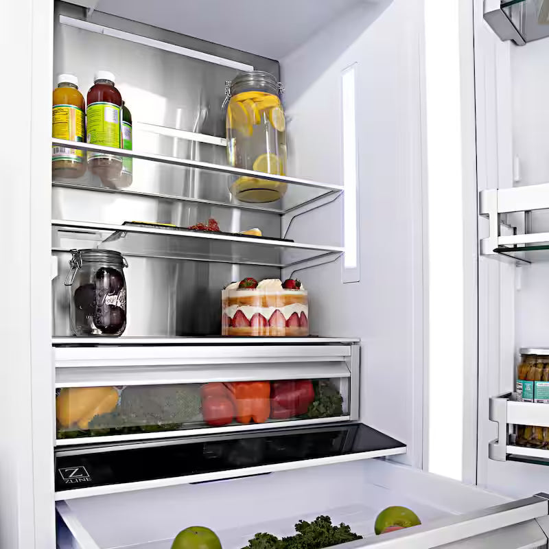 4-Door French Door Refrigerator with Ice and Water Dispenser K79907