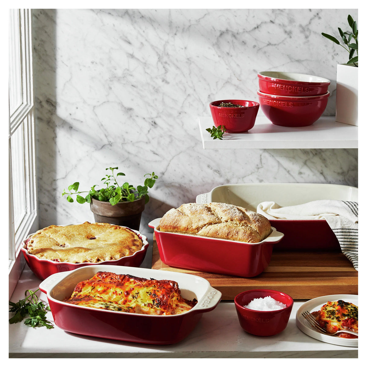 8pc Ceramic Bakeware and Serving Set Y459