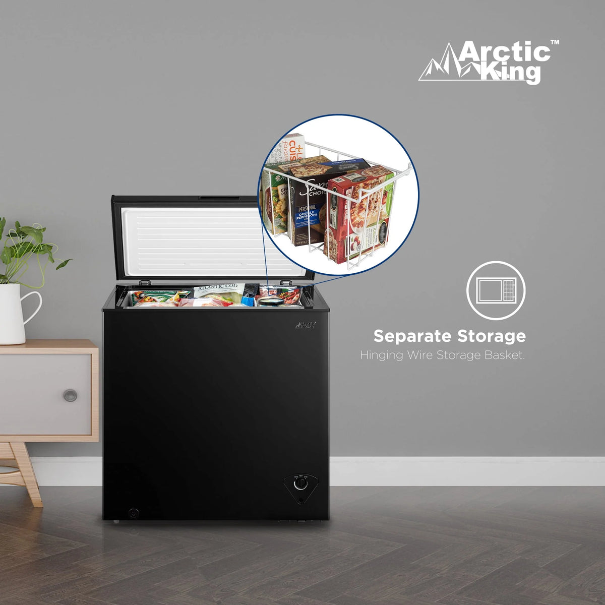 7 Cu ft Black Chest Freezer R4727