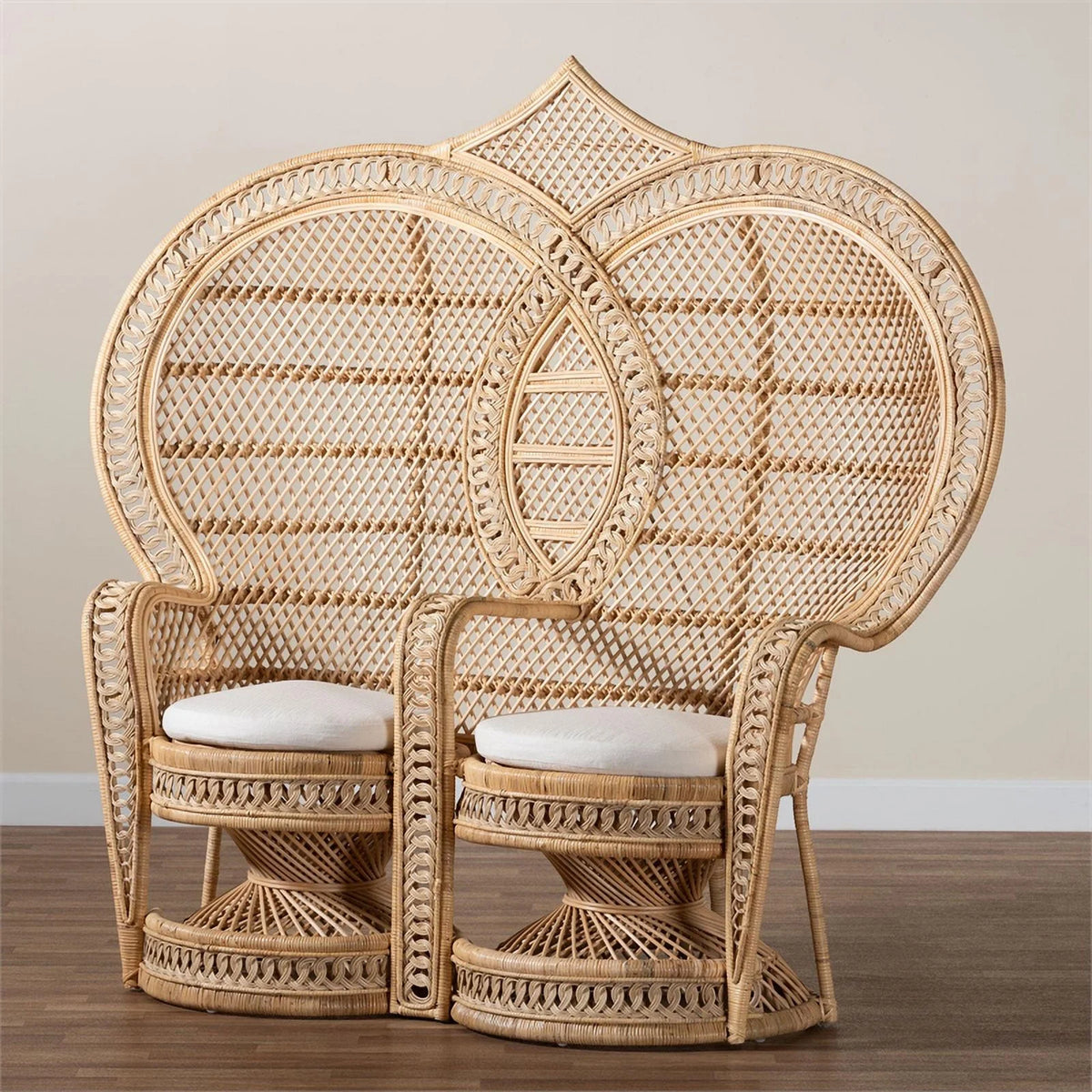 Natural Brown Rattan Two-Seater Peacock Chair Q7584