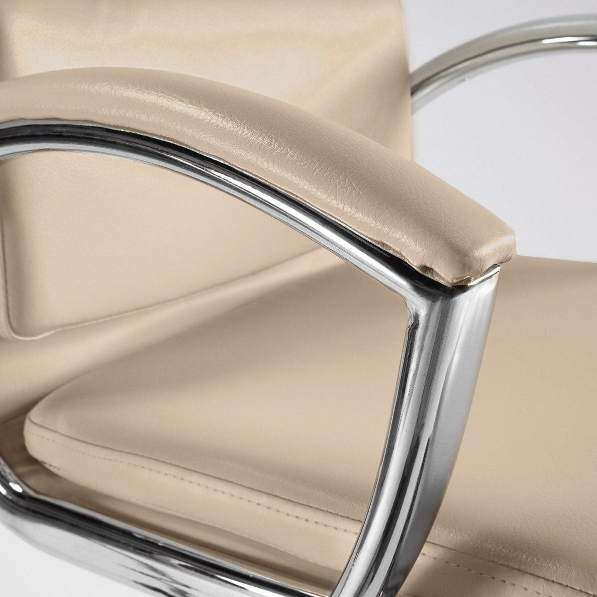 High Back Leather Executive Office Chair E620544