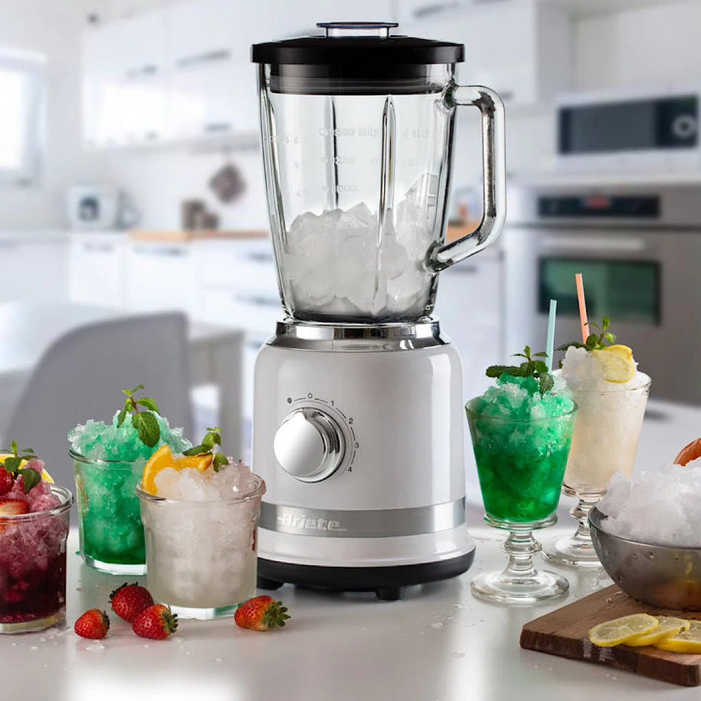 Blender With Graduated Glass Cup White K449