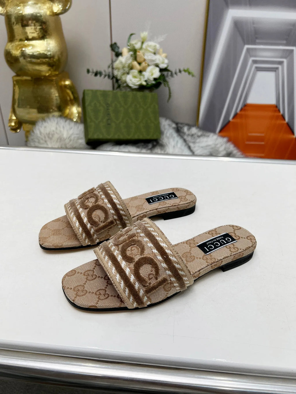 Slippers G439