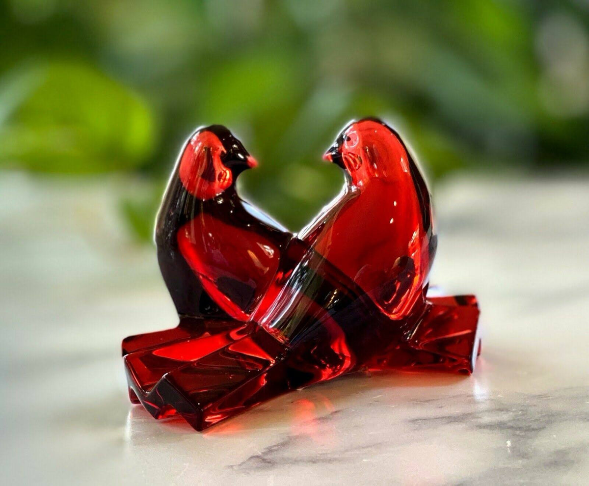 Loving Doves Ruby E462820