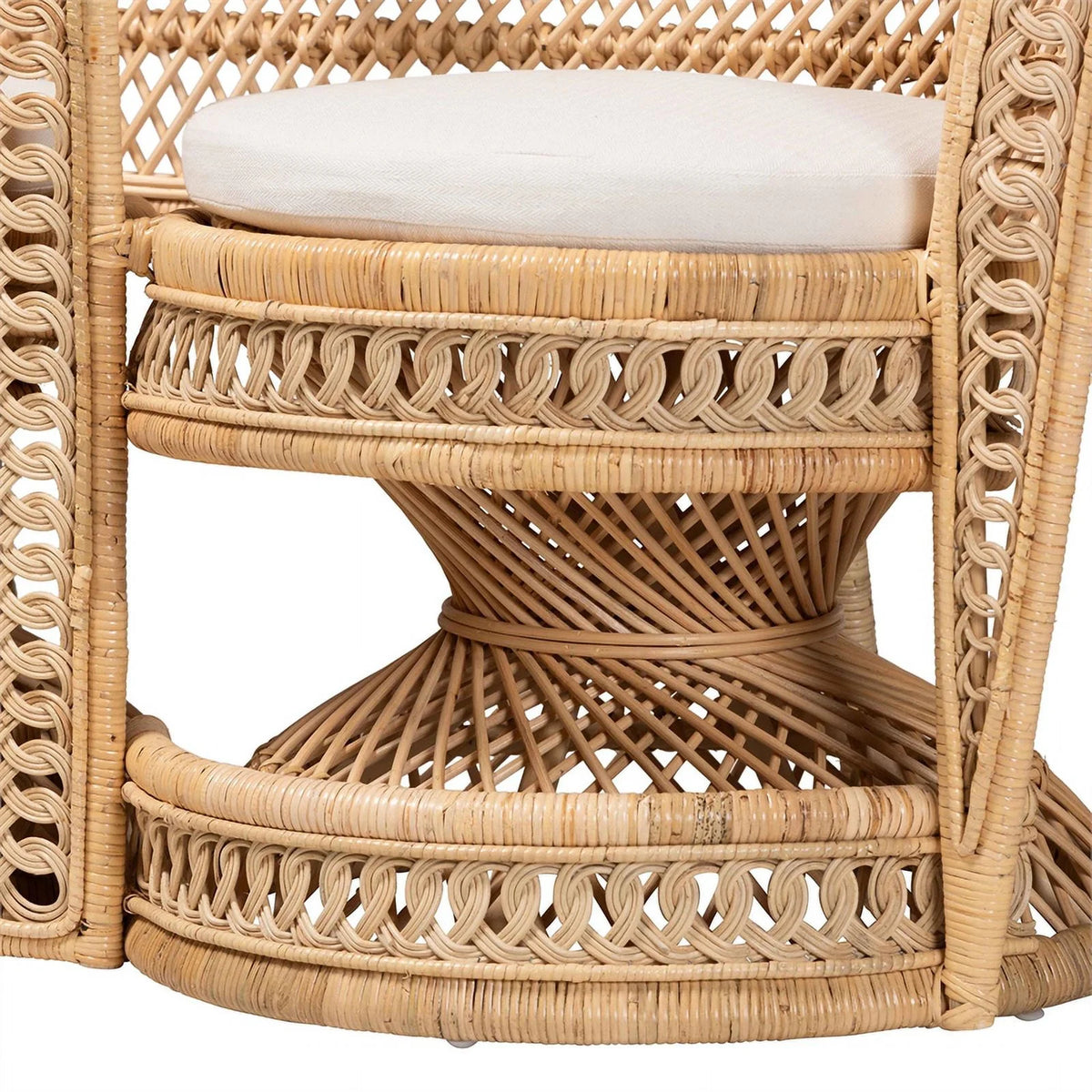 Natural Brown Rattan Two-Seater Peacock Chair Q7584