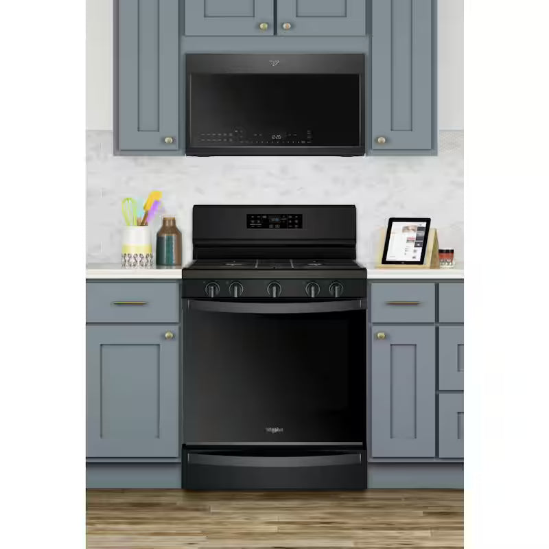 5.8 cu. ft. Gas Freestanding Range in Black B963843