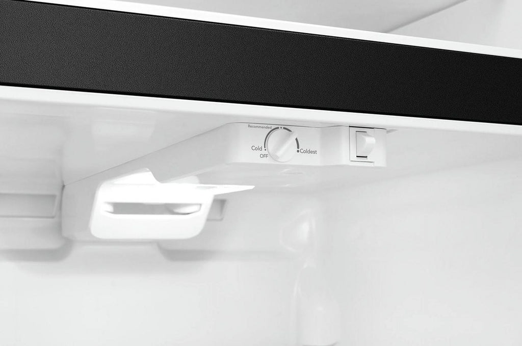 Top Freezer Freestanding Refrigerator White F4530