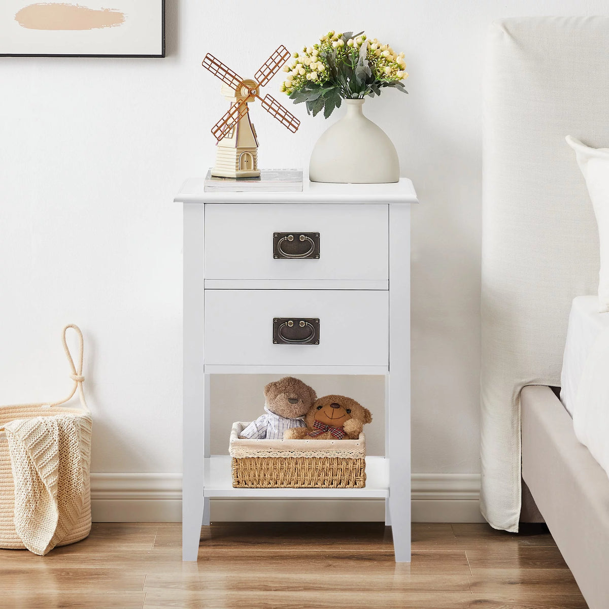 3-Piece Bedroom Set with 7 Drawers LED Dresser and 2 Nightstands, White I6316