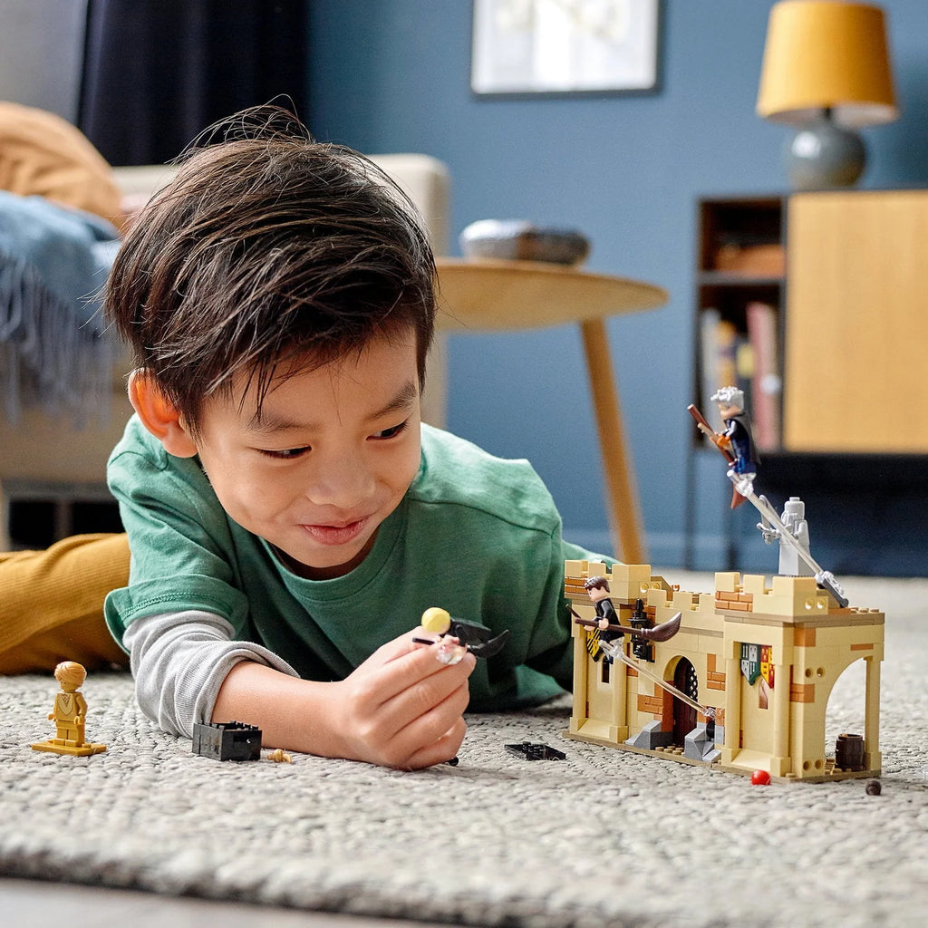 LEGO Harry Potter Hogwarts First Flying Lessons 76395 W5323