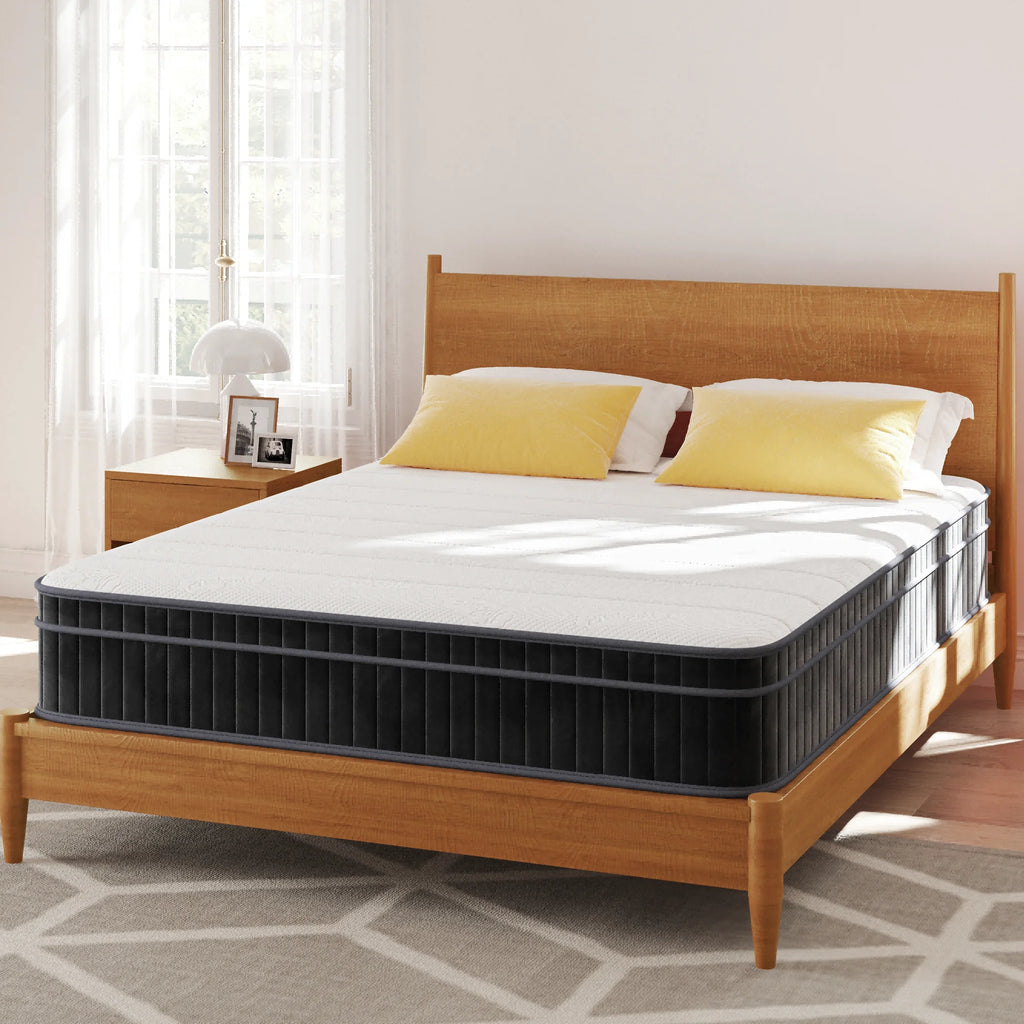 Full Size 12in Medium Innerspring Mattress T785