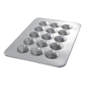 15-On Glazed Pecan Roll Pan B4202