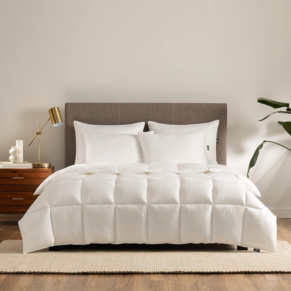 White Down Alternative Comforter King/Cal King W389