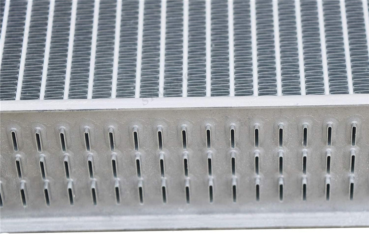 Aluminum Radiator with Shroud Fan and Relay Q663886