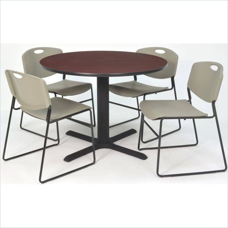Round Breakroom Table and 4 Stack Chairs G66642