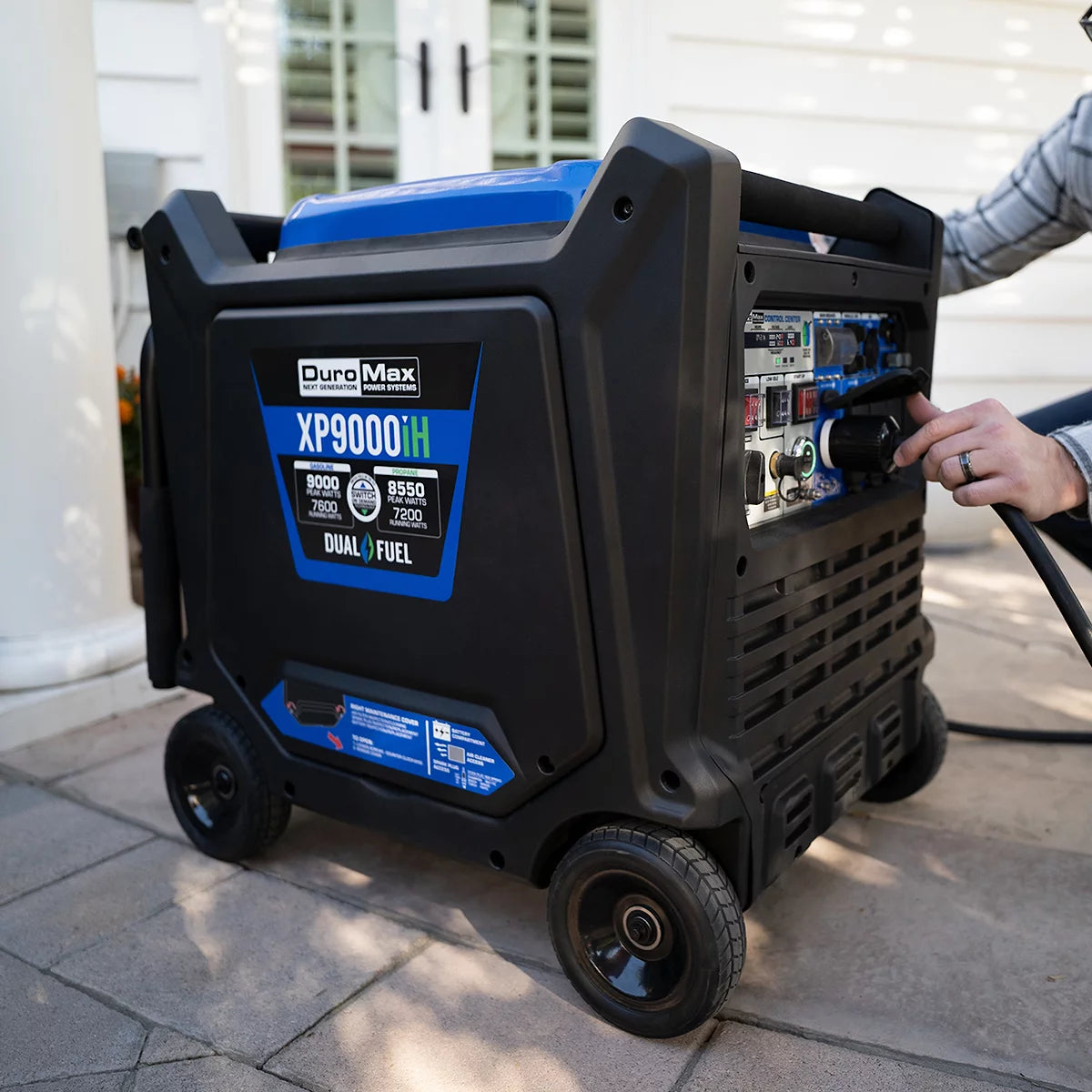 9000 Watt Dual Fuel Inverter Generator with CO Alert F34690