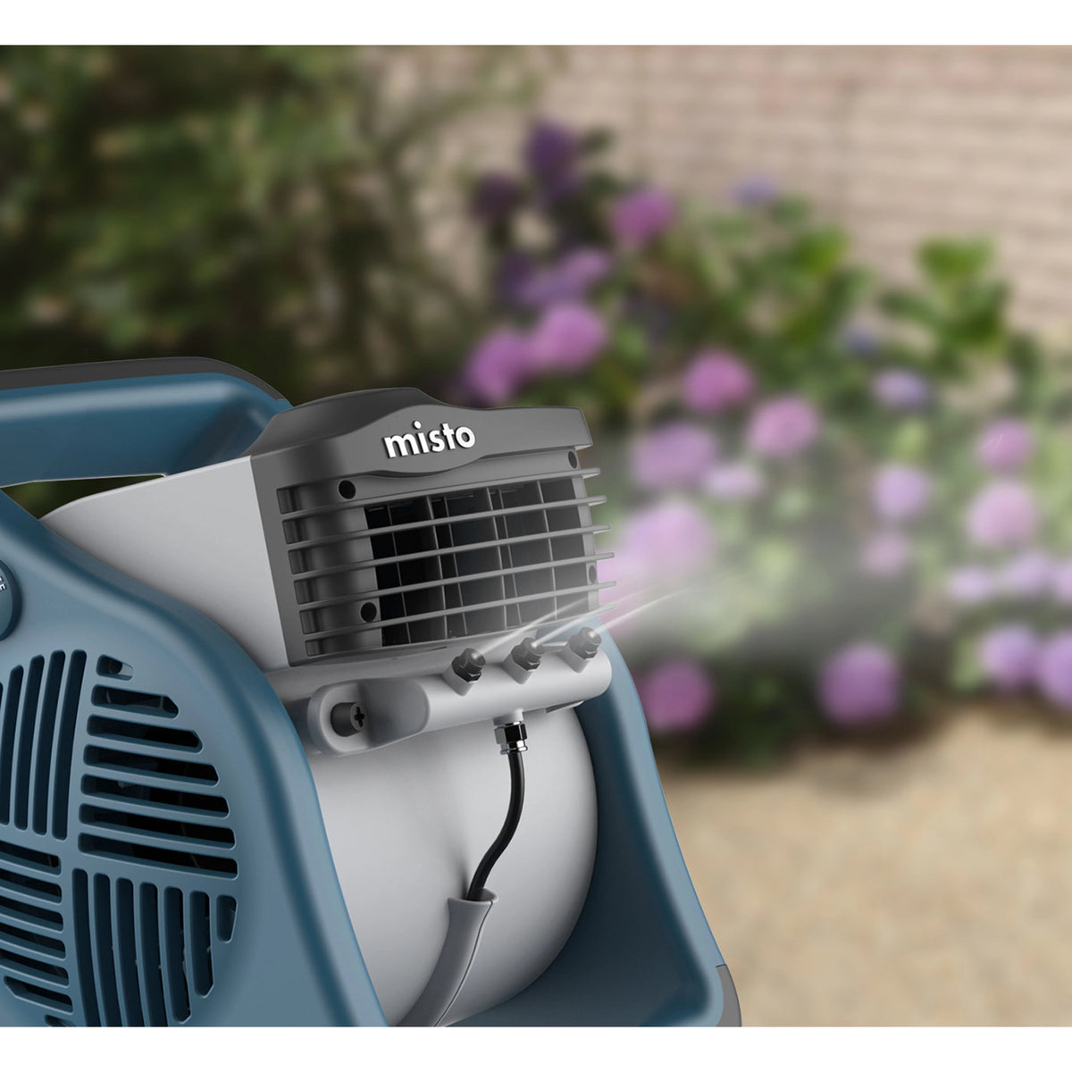 15 Pivoting Outdoor Misting Fan with 3 Speeds, Black X2366